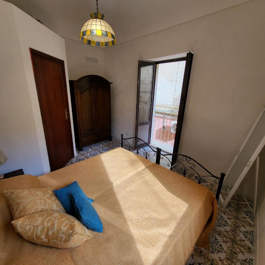The Holiday House - Arricriati トラーパニ エクステリア 写真