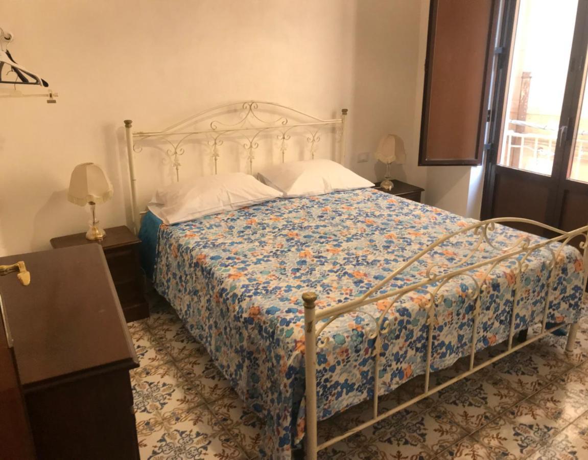 The Holiday House - Arricriati トラーパニ エクステリア 写真